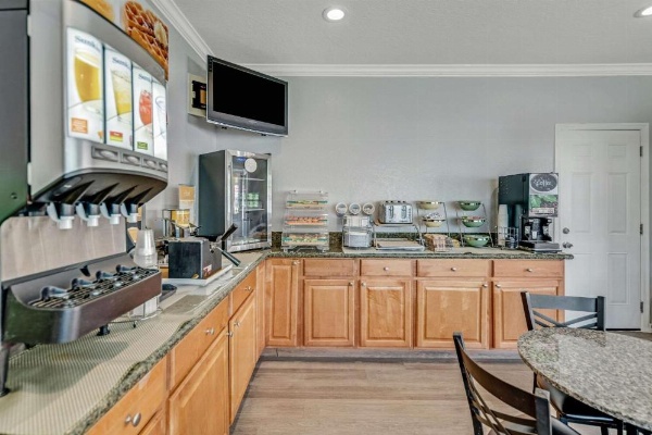 Quality Inn Santa Cruz image 24